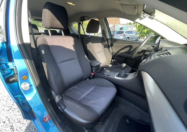 Mazda 3 cena 22900 przebieg: 192000, rok produkcji 2010 z Kęty małe 596